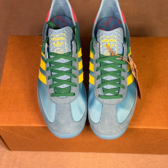 Adidas Women's Blue and Yellow Sneakers with Green Laces - Picture 9 of 10